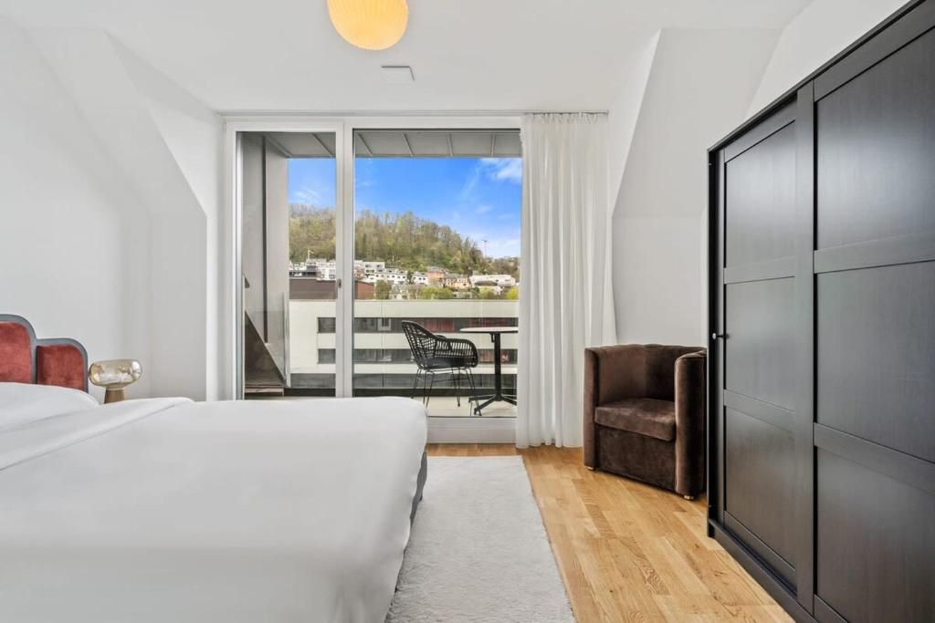 Luxury 2BR, Free Parking, Balcony - Resim 23