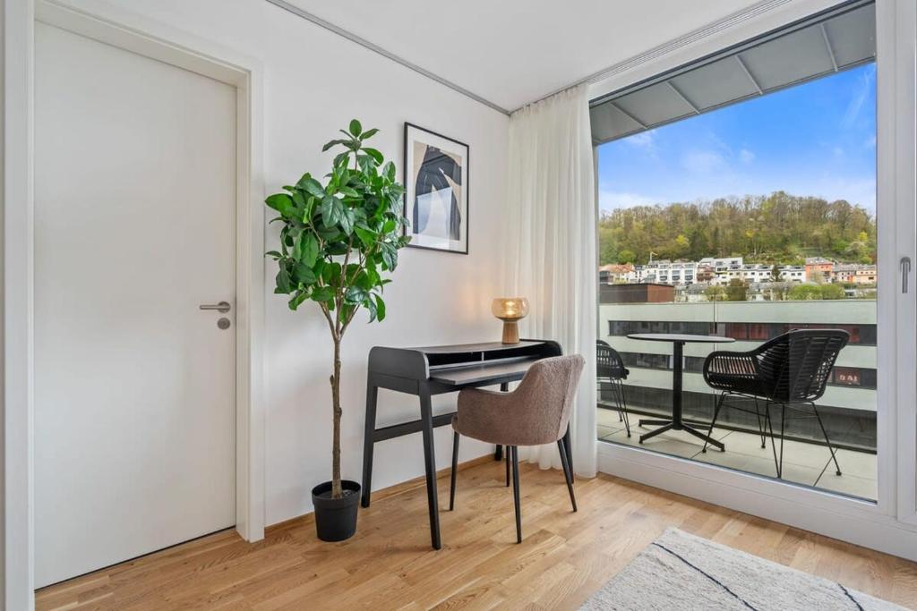 Luxury 2BR, Free Parking, Balcony - Resim 26