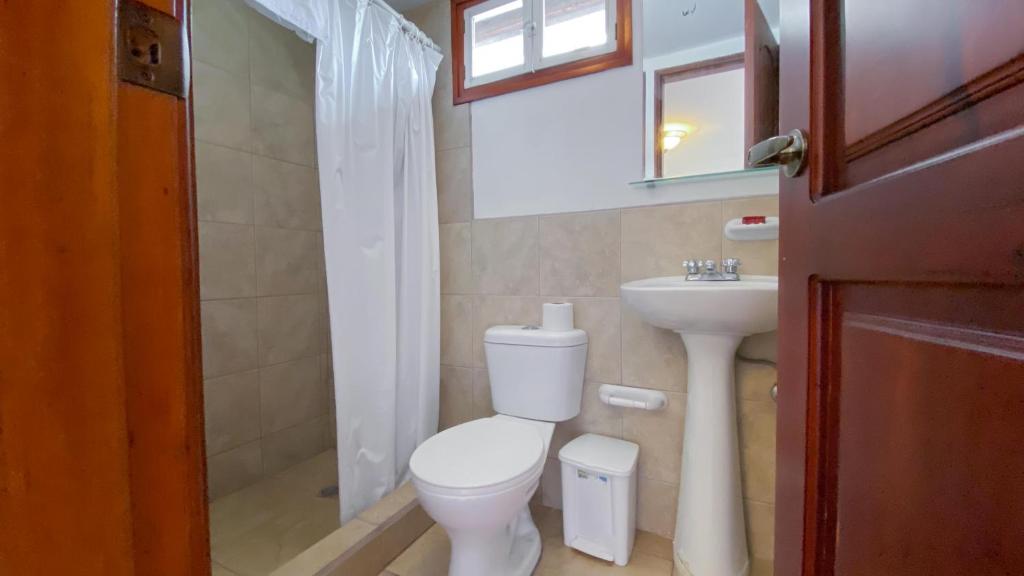 Koupelna v ubytování Sakti Hostal B&B