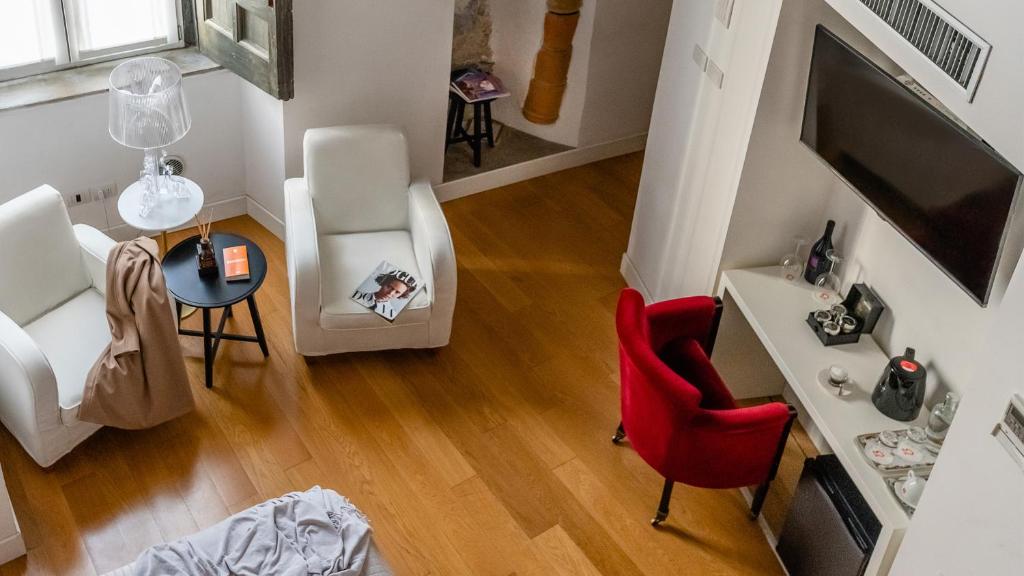 Santa Chiara Boutique Hotel - Resim 9