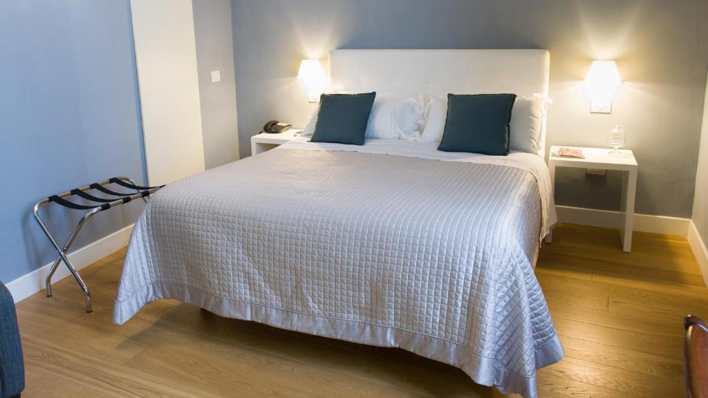 Santa Chiara Boutique Hotel - Resim 17