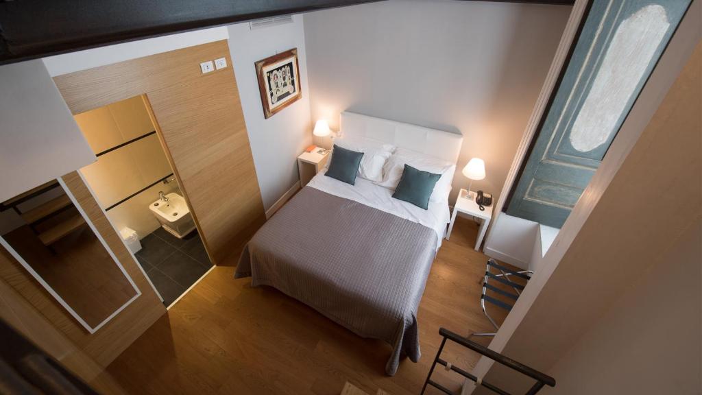 Santa Chiara Boutique Hotel - Resim 26