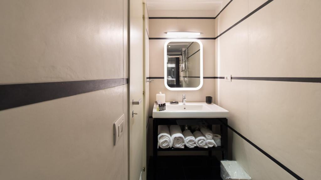 Santa Chiara Boutique Hotel - Resim 27