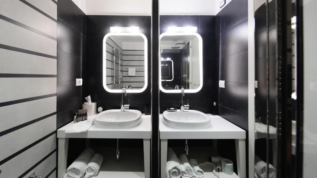 Santa Chiara Boutique Hotel - Resim 45