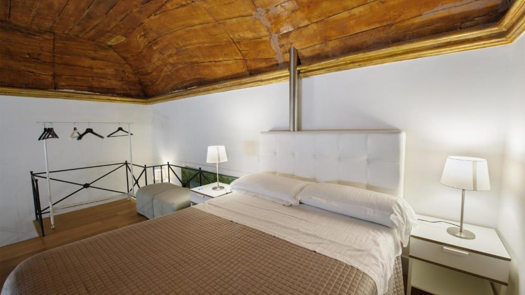 Santa Chiara Boutique Hotel - Resim 43