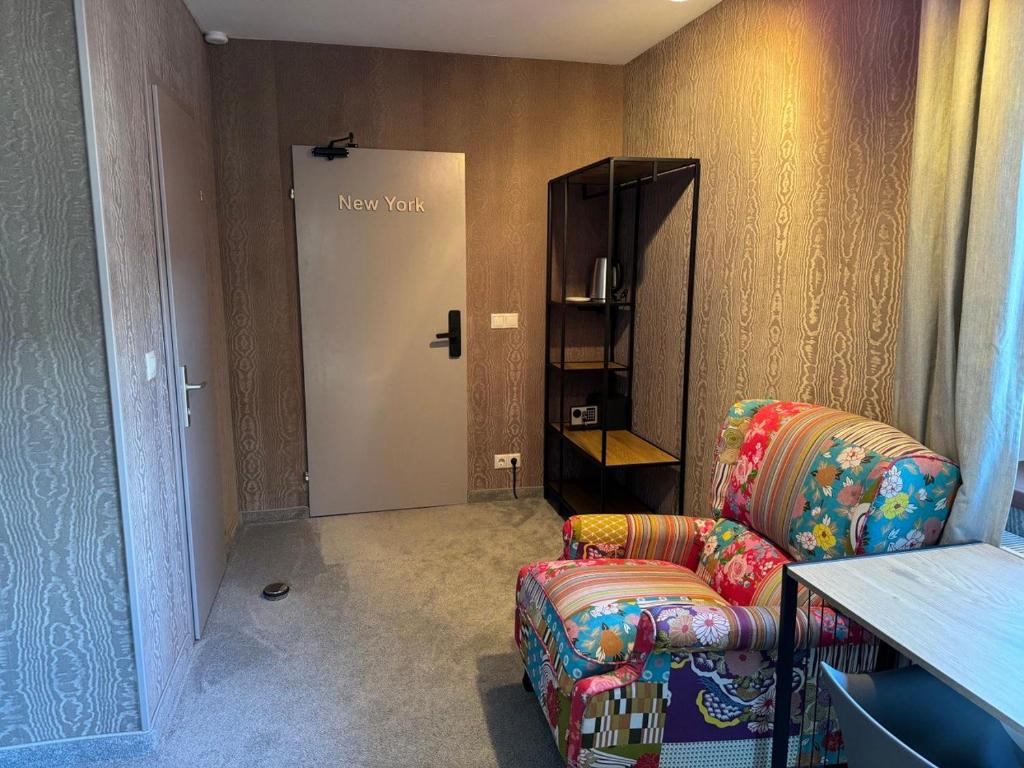 Two Brothers Inn - 4