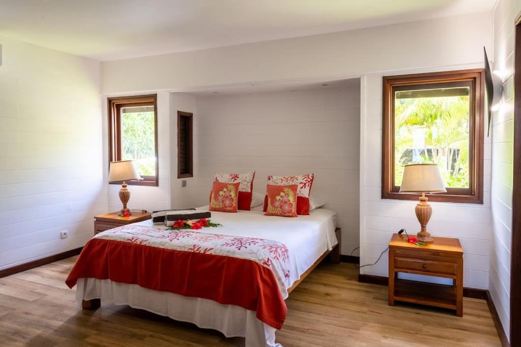 Postel nebo postele na pokoji v ubytování Villa Kahaia Bora Bora