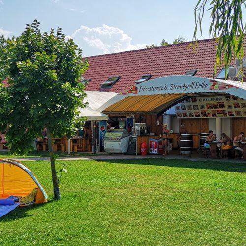 Strandi Apartmanok- Magyar Tenger 8647 Balatonmáriafürdő, Gróf Széchényi Imre tér 9. kép - 1