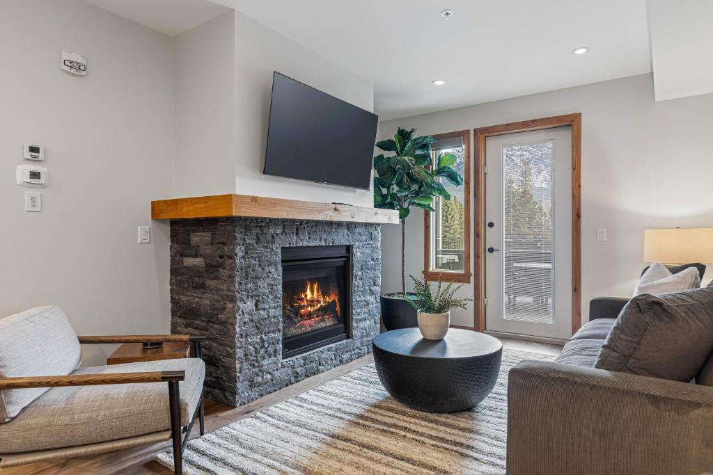 
105 - One Bedroom Condo
