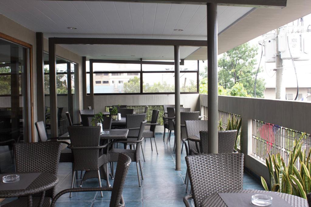 Posezení v ubytování Cebu R Hotel Mabolo