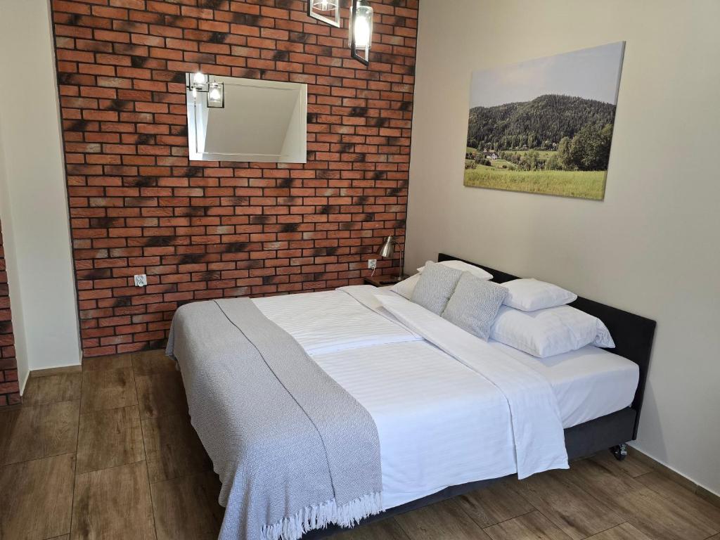Dwór Bysina - Economy Double Room