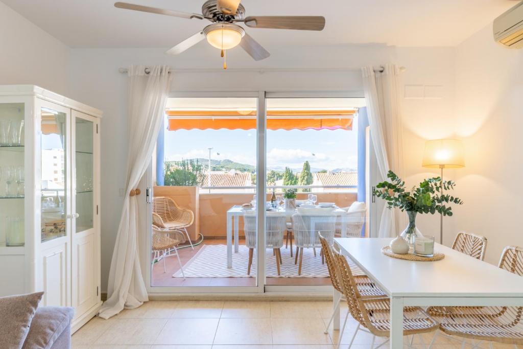 Ático Dúplex en Cala Blanca (Casa Popette)
