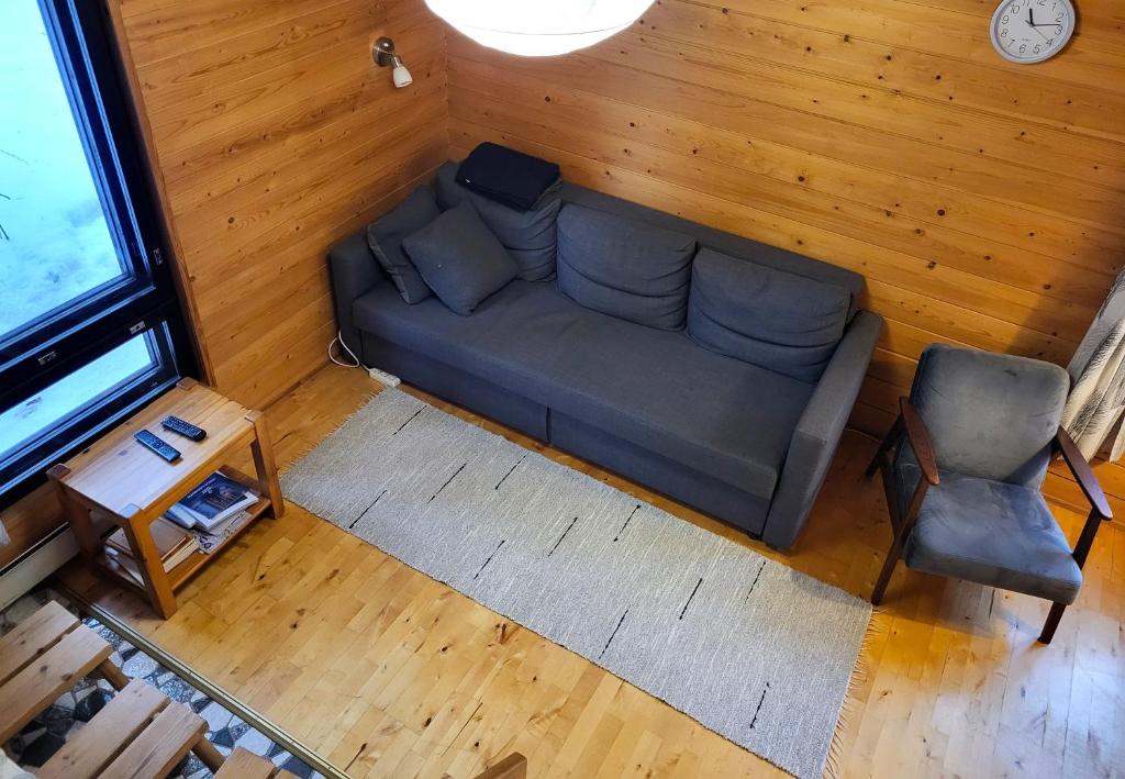 Posezení v ubytování Mäntymajat