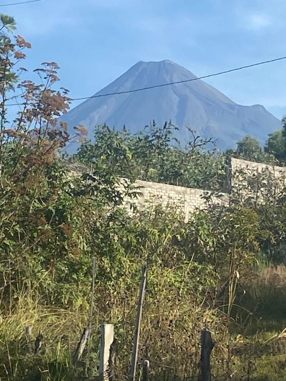 A general mountain view or a mountain view taken from A villát