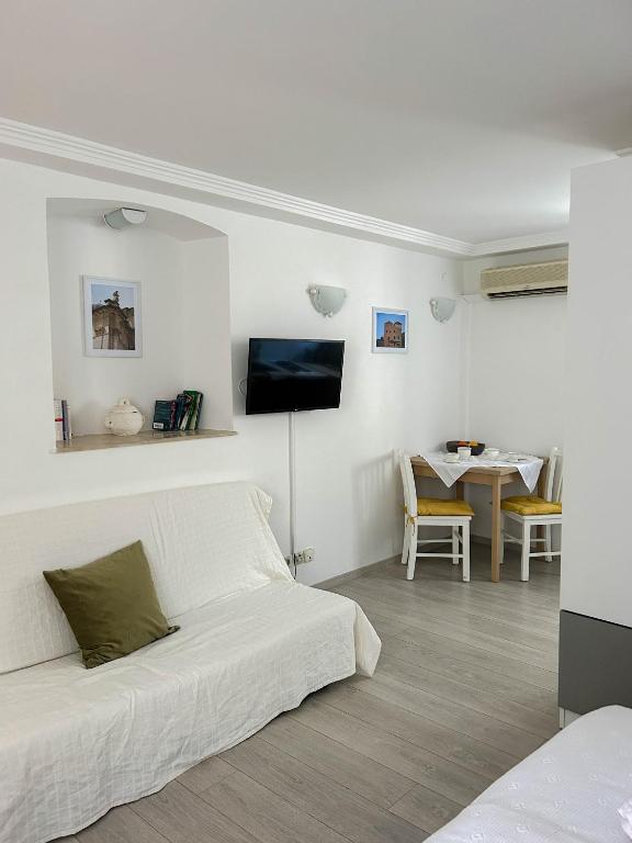 iza Roka apartments - 4