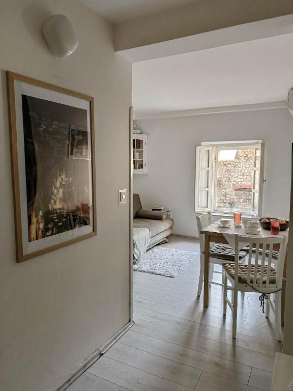 iza Roka apartments - 16