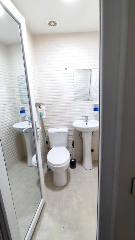 Koupelna v ubytování 9 Doors