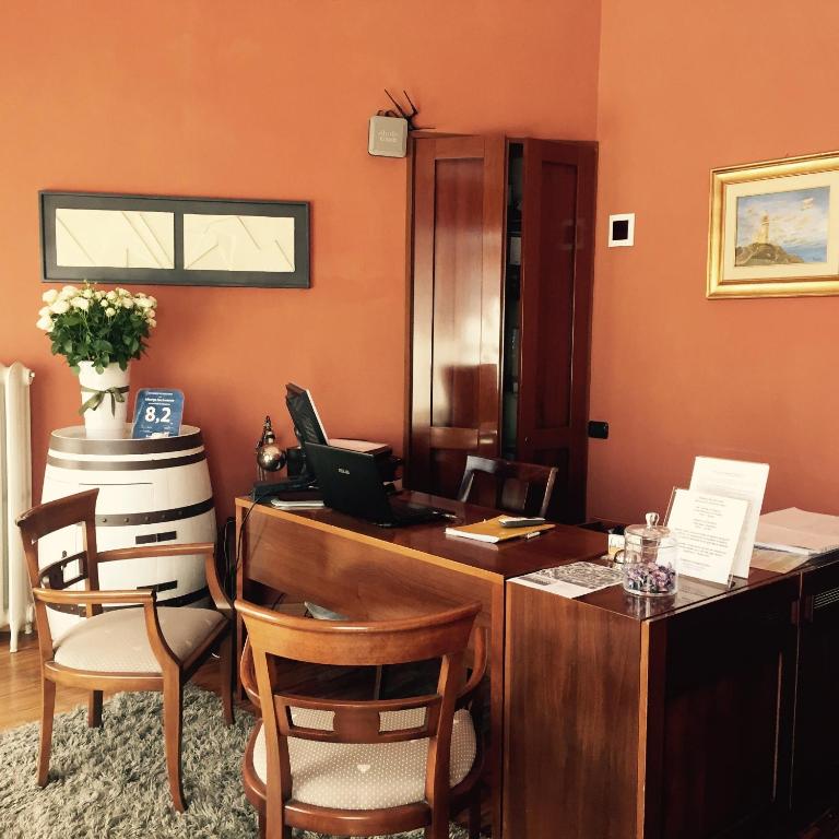 Fotografie z fotogalerie ubytování Albergo San Lorenzo v Albě