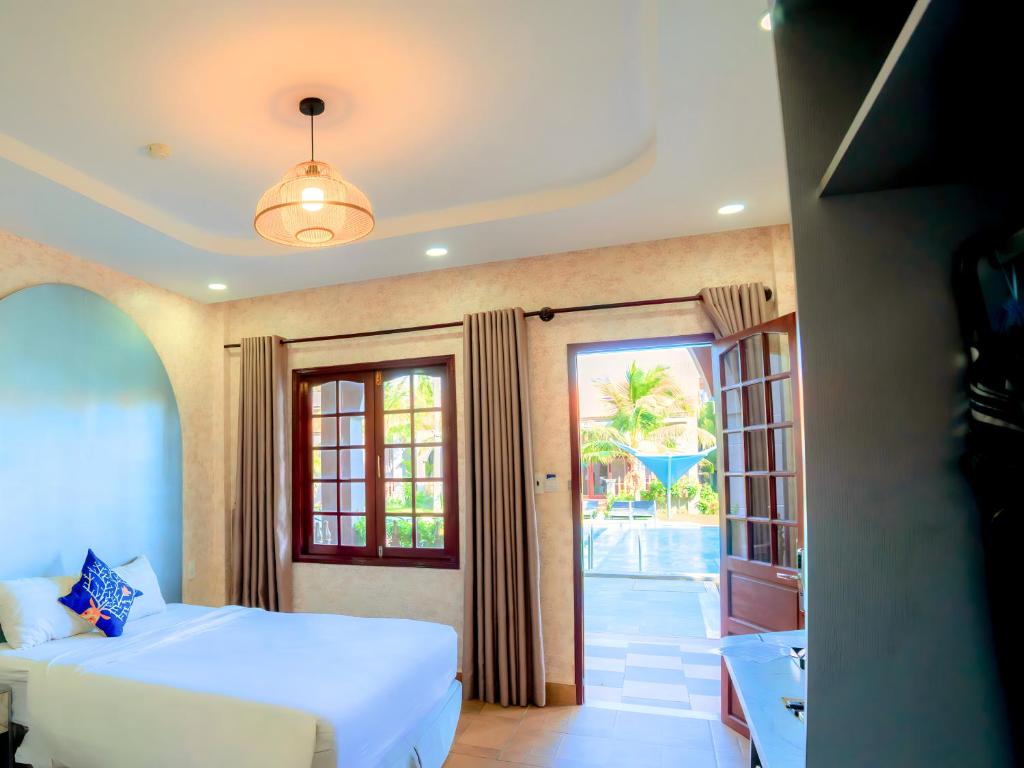 Phòng Giường Đôi Nhìn Ra Hồ Bơi