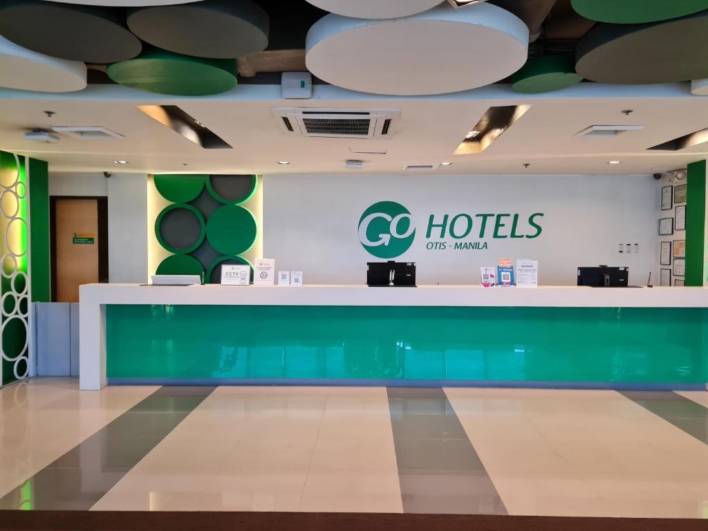Lobby o reception area sa Go Hotels Otis - Manila