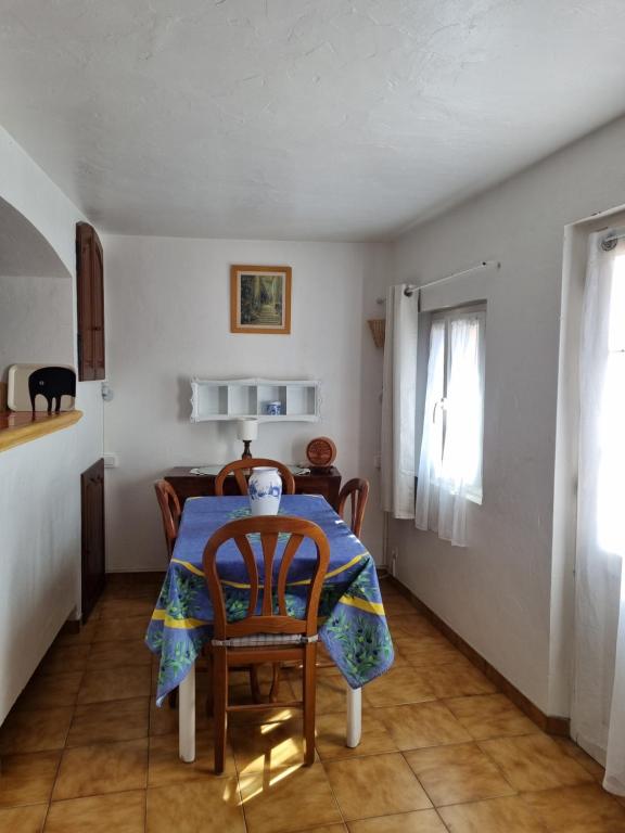 Zdjęcie z galerii obiektu Logement équipé w mieście Grimaud