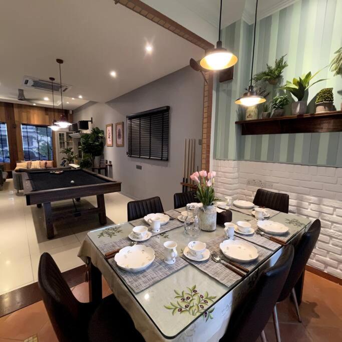 Posezení v ubytování YouLuvHomestay Ipoh
