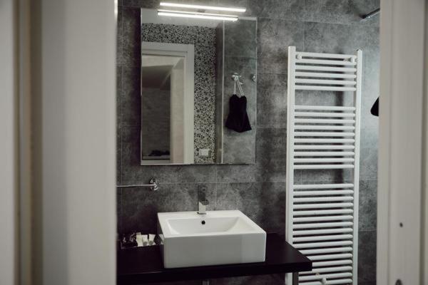 A bathroom at BlueBay Residence Resort