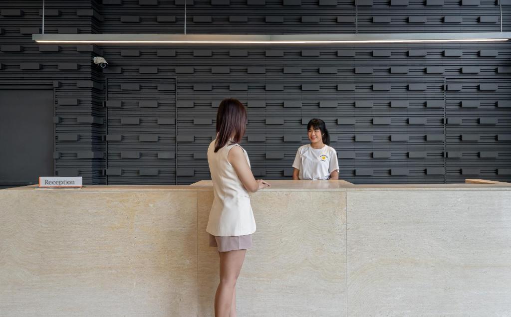 VIC 3 Bangkok Hotel - Resim 13