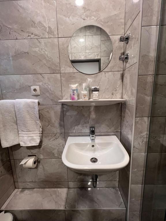 Koupelna v ubytování Hotel Dietrichsdorfer Hof