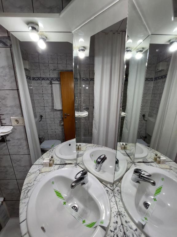 Koupelna v ubytování Hotel Egreta