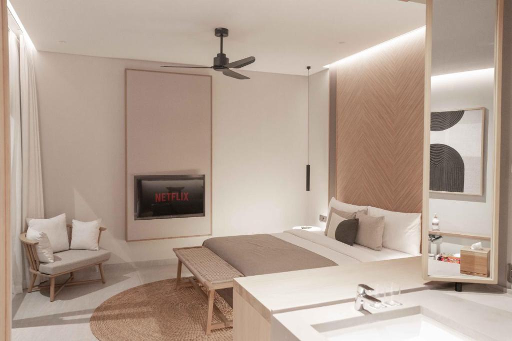 Posezení v ubytování Sin Nombre Bali - Sauna, Ice Bath & Roof Terrace
