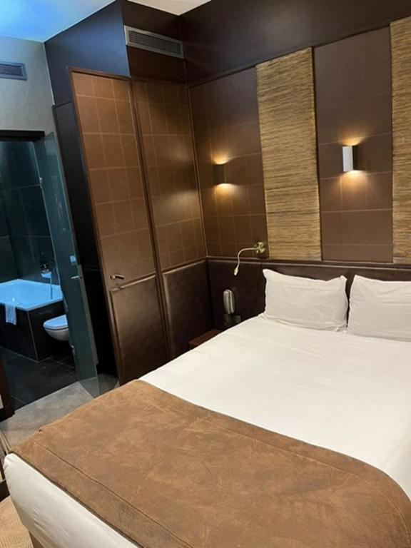 L'Adresse - Resim 15