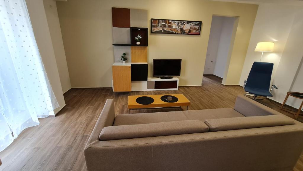 TV a/nebo společenská místnost v ubytování Jafar Resort 1