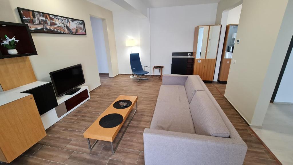 TV a/nebo společenská místnost v ubytování Jafar Resort 1