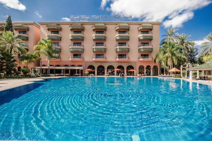 Bazén v ubytování Royal Mirage Deluxe nebo v jeho okolí
