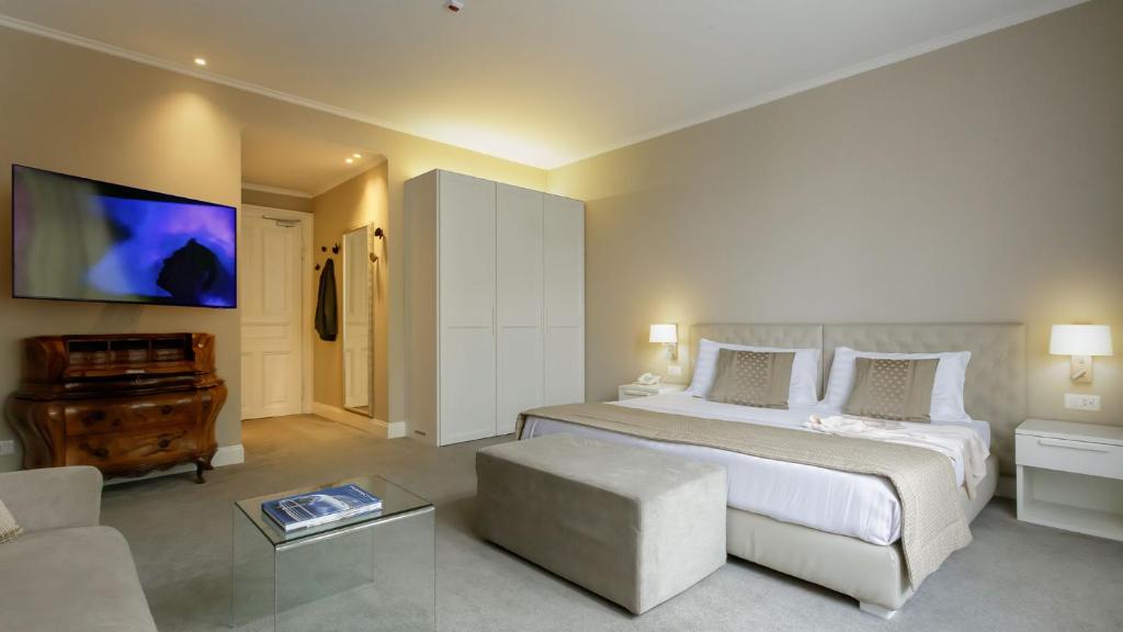 Camin Hotel Luino - Junior Suite With Garden View