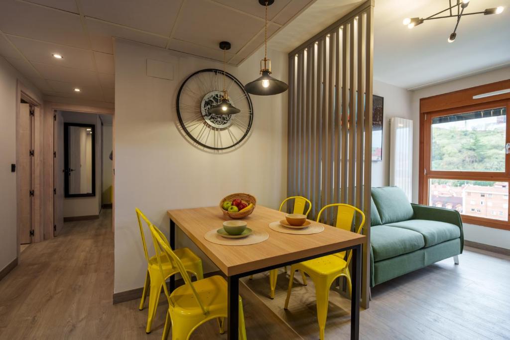 Spirit Apartamentos Atxuri - Resim 8