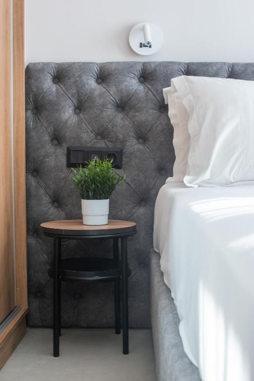 Heaven on the 7th - 13