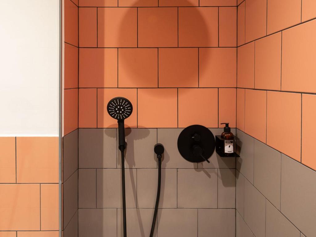 Zeus is Loose Hostel - 18