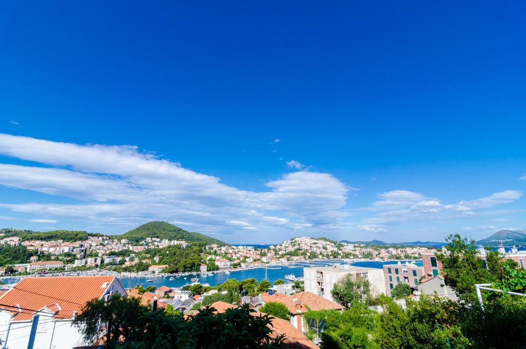 Apartments & Room Lino - 8