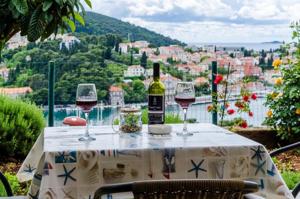 Apartments & Room Lino - 2