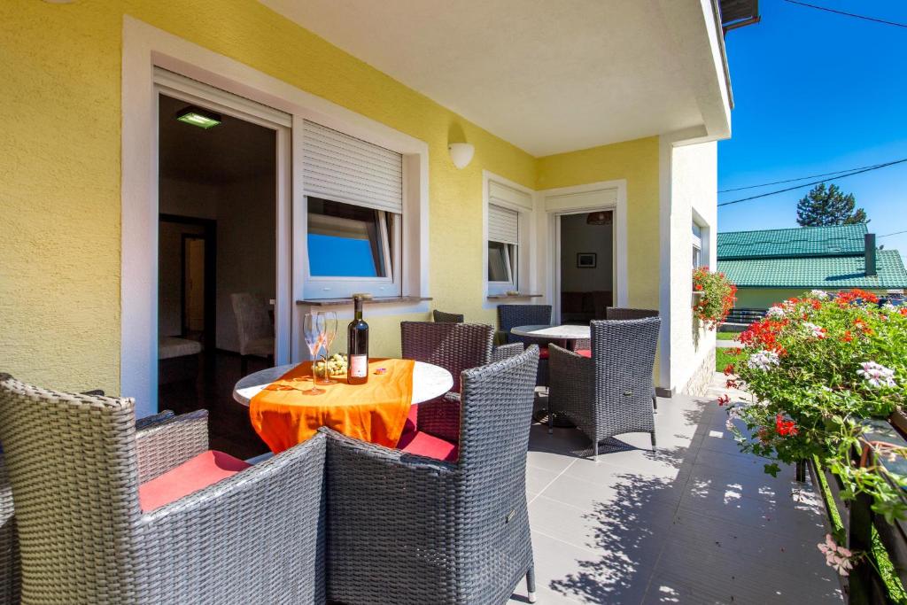 Selak Apartments - 17