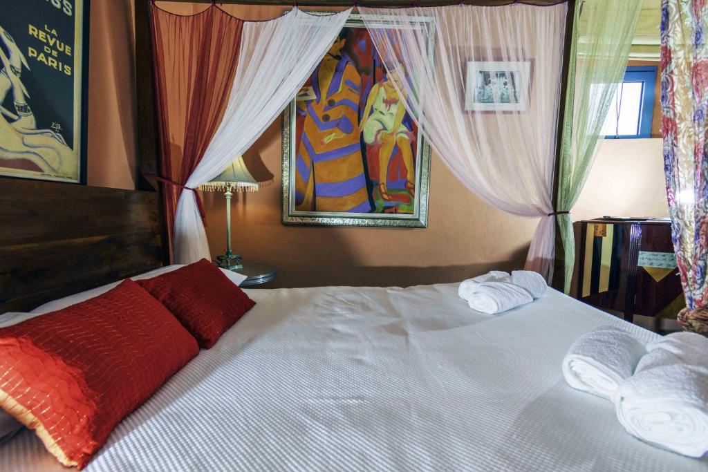 Hotel Utopía - Habitación Doble Con Baño Privado