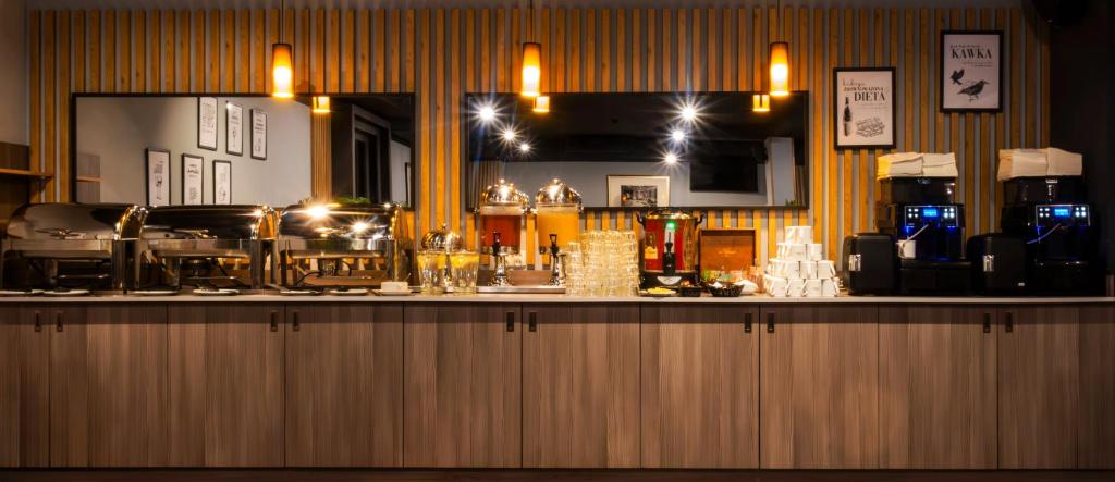 Hit Hotel - Resim 30