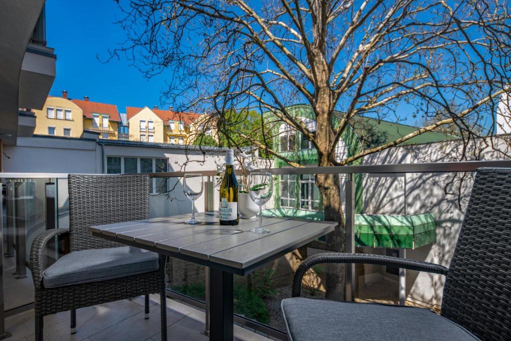 Balkón alebo terasa v ubytovaní Spa Residence Carbona Hévíz - Relax, Sissi Apartmanok