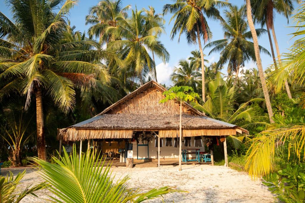 Zahrada ubytování Tailana Island Pulau Banyak