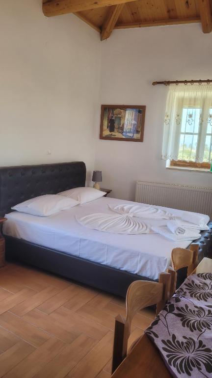 Postel nebo postele na pokoji v ubytování KASTRI