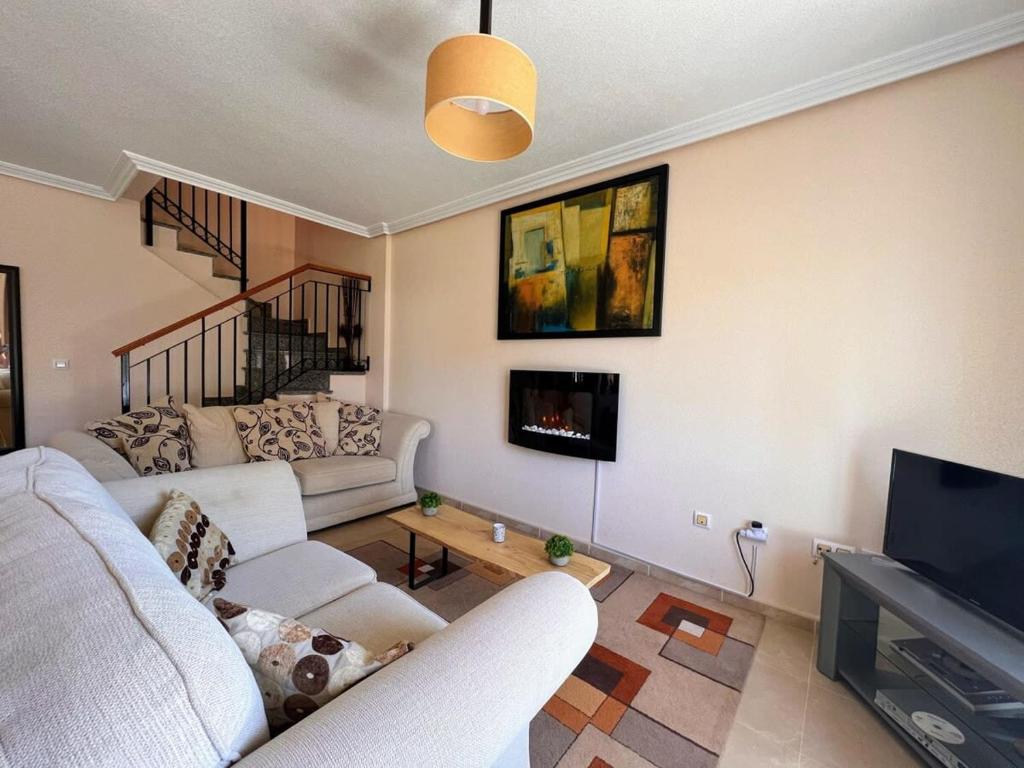 Mediterranean Style Quad House in Lomas de Cabo Roig CR0663 - Holiday Home