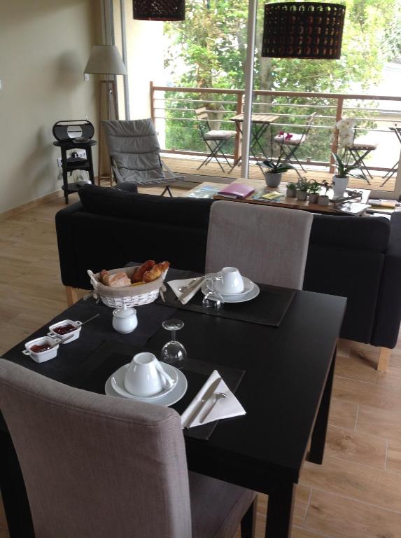 Restaurace v ubytování L'Alidade Chambres d'hôtes