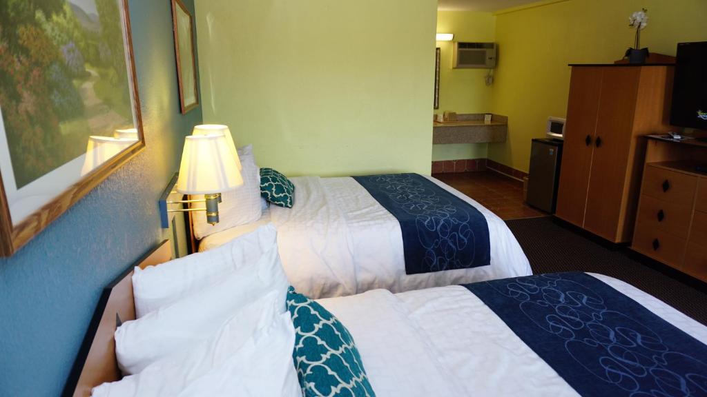 Virginia Inn photo